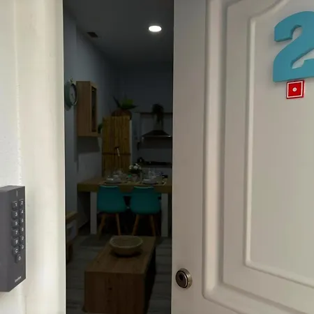Apartment Refugio Del Madrono Estudio Moderno En *